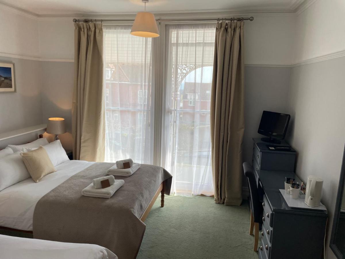 The Limes Hotel Swanage Eksteriør billede